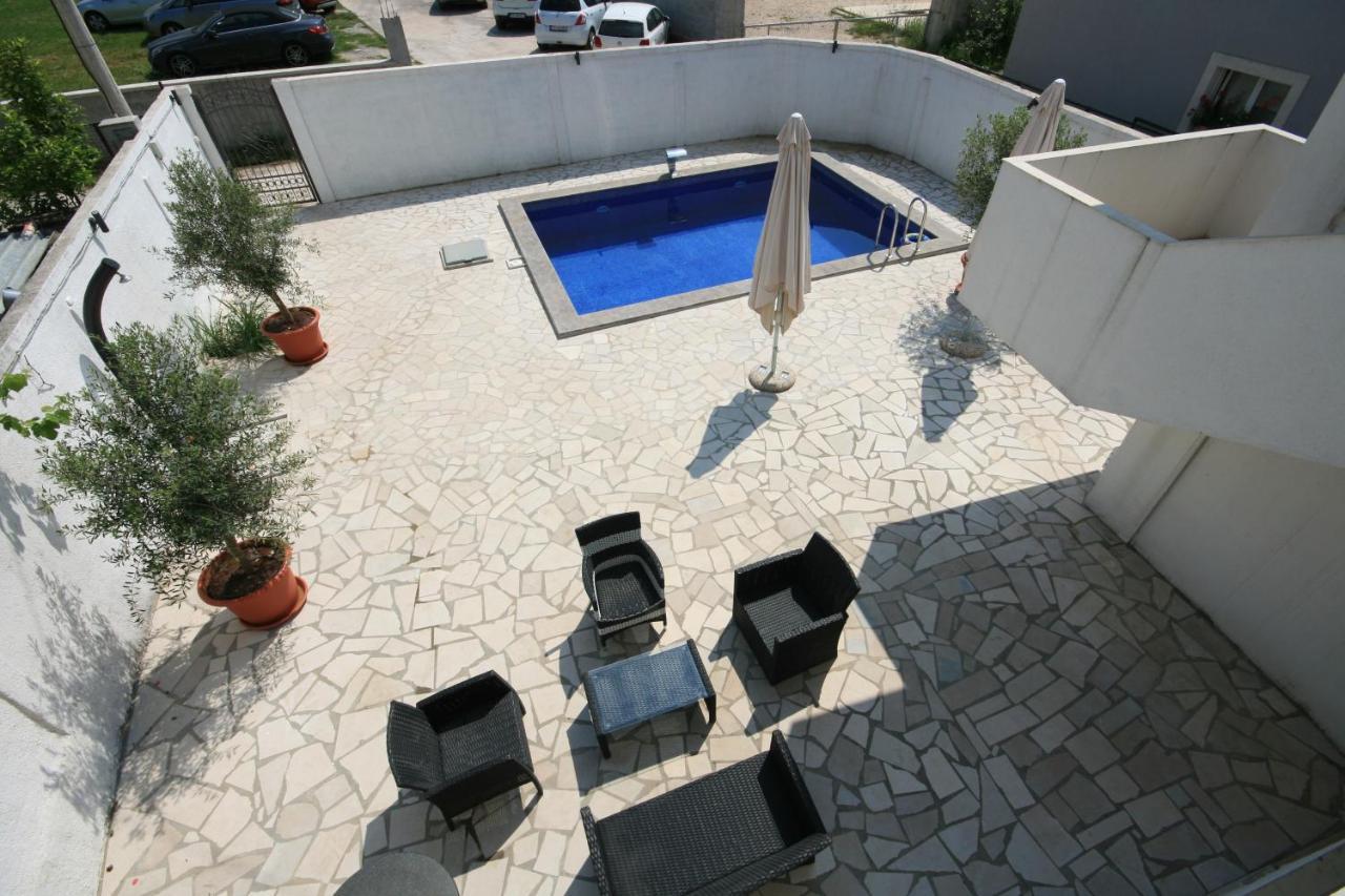 Apartmani Srdanovic ติวัต ภายนอก รูปภาพ
