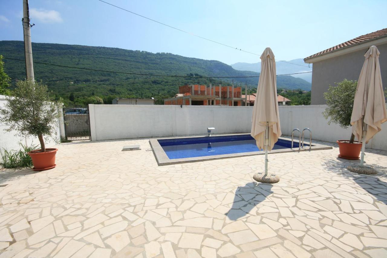 Apartmani Srdanovic ติวัต ภายนอก รูปภาพ