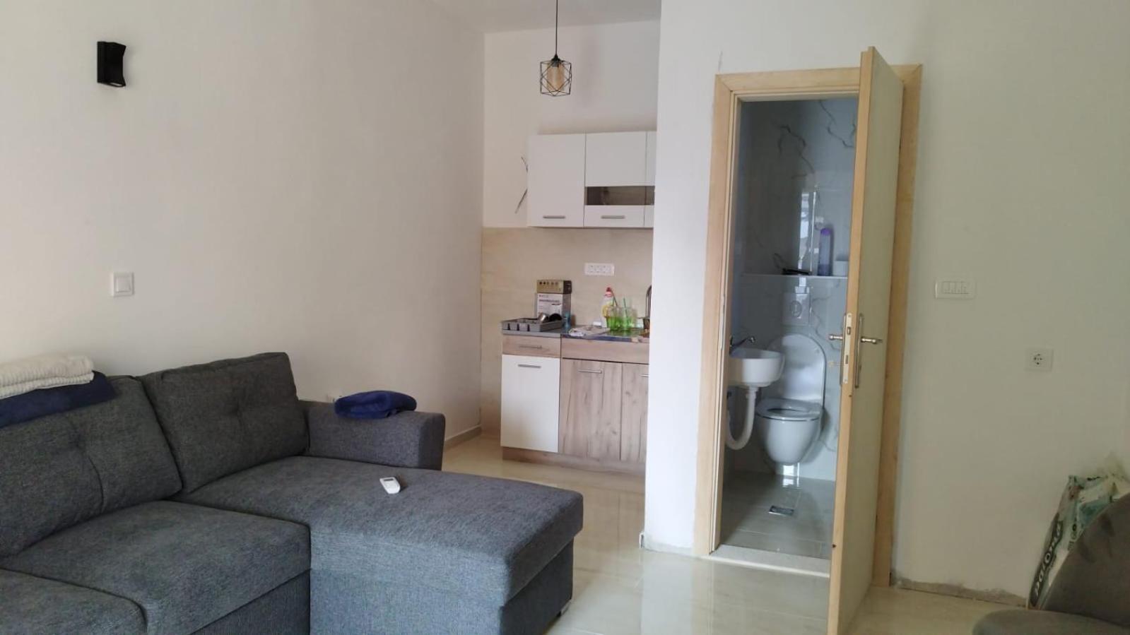 Apartmani Srdanovic ติวัต ภายนอก รูปภาพ