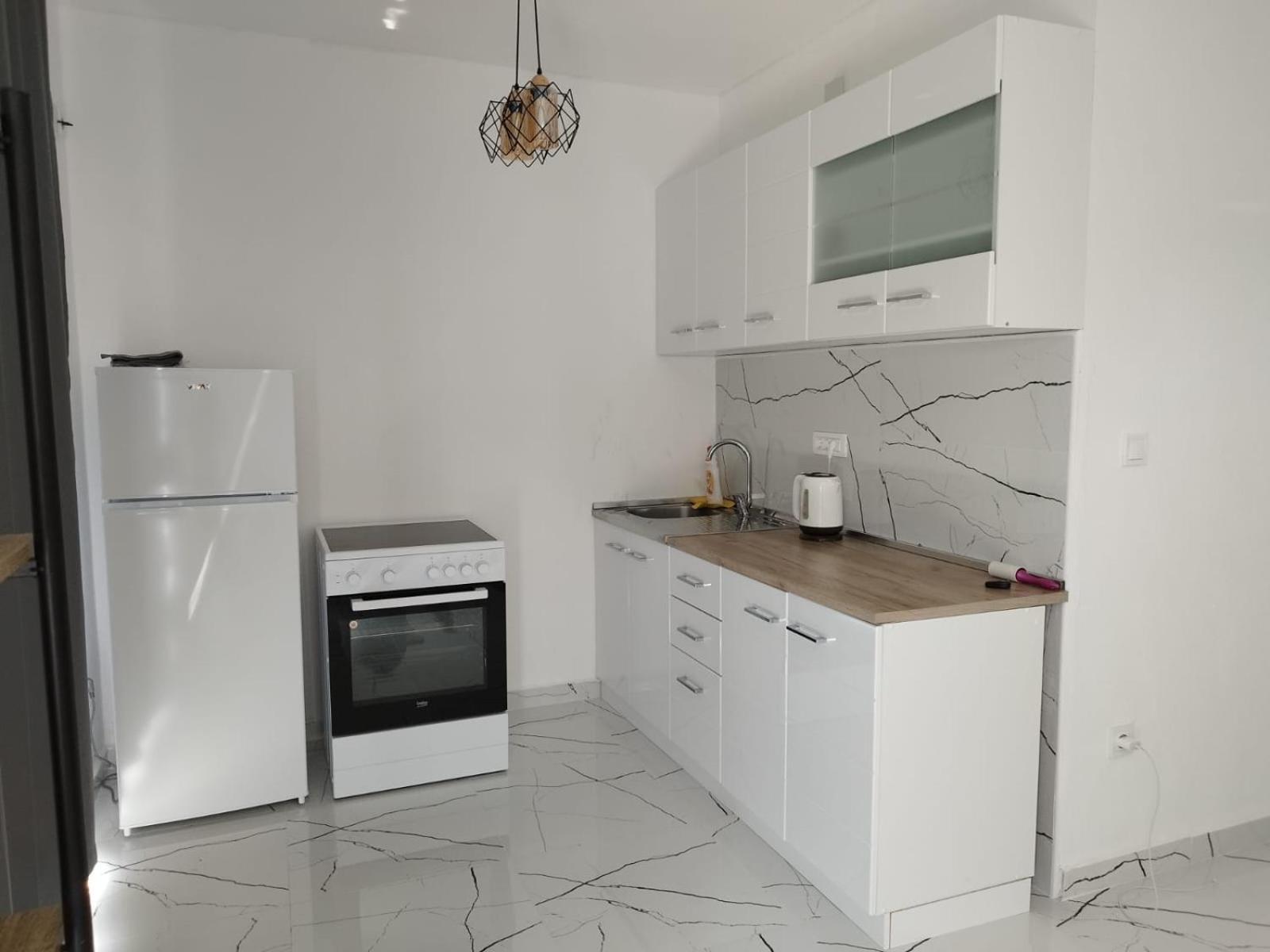 Apartmani Srdanovic ติวัต ภายนอก รูปภาพ