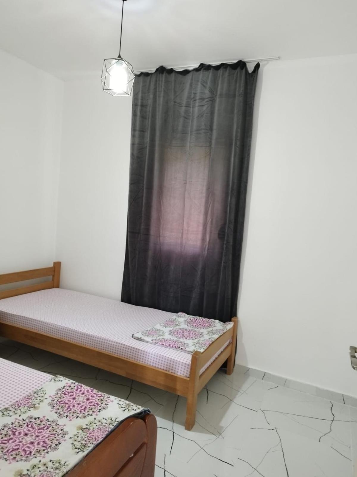 Apartmani Srdanovic ติวัต ภายนอก รูปภาพ